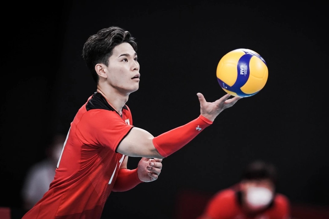 Ngôi sao bóng chuyền Nhật Bản lý giải về màn xin lỗi “gây bão” mạng xã hội