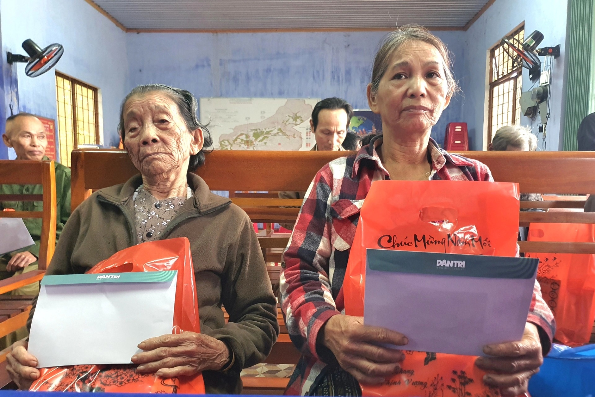 “Tôi có tiền mua hộp sữa và bộ đồ mới ăn Tết rồi!”