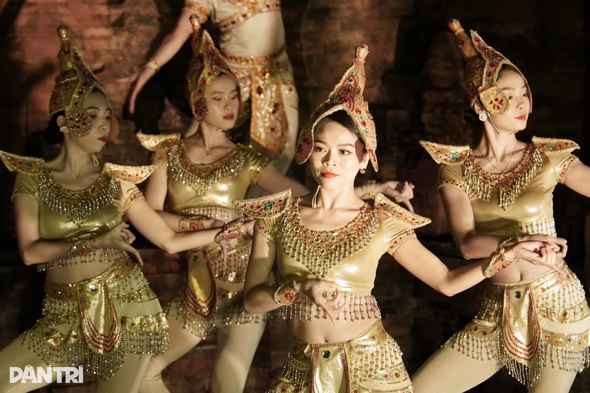 Lý do đề xuất dừng chương trình nghệ thuật ở tháp Bà Ponagar