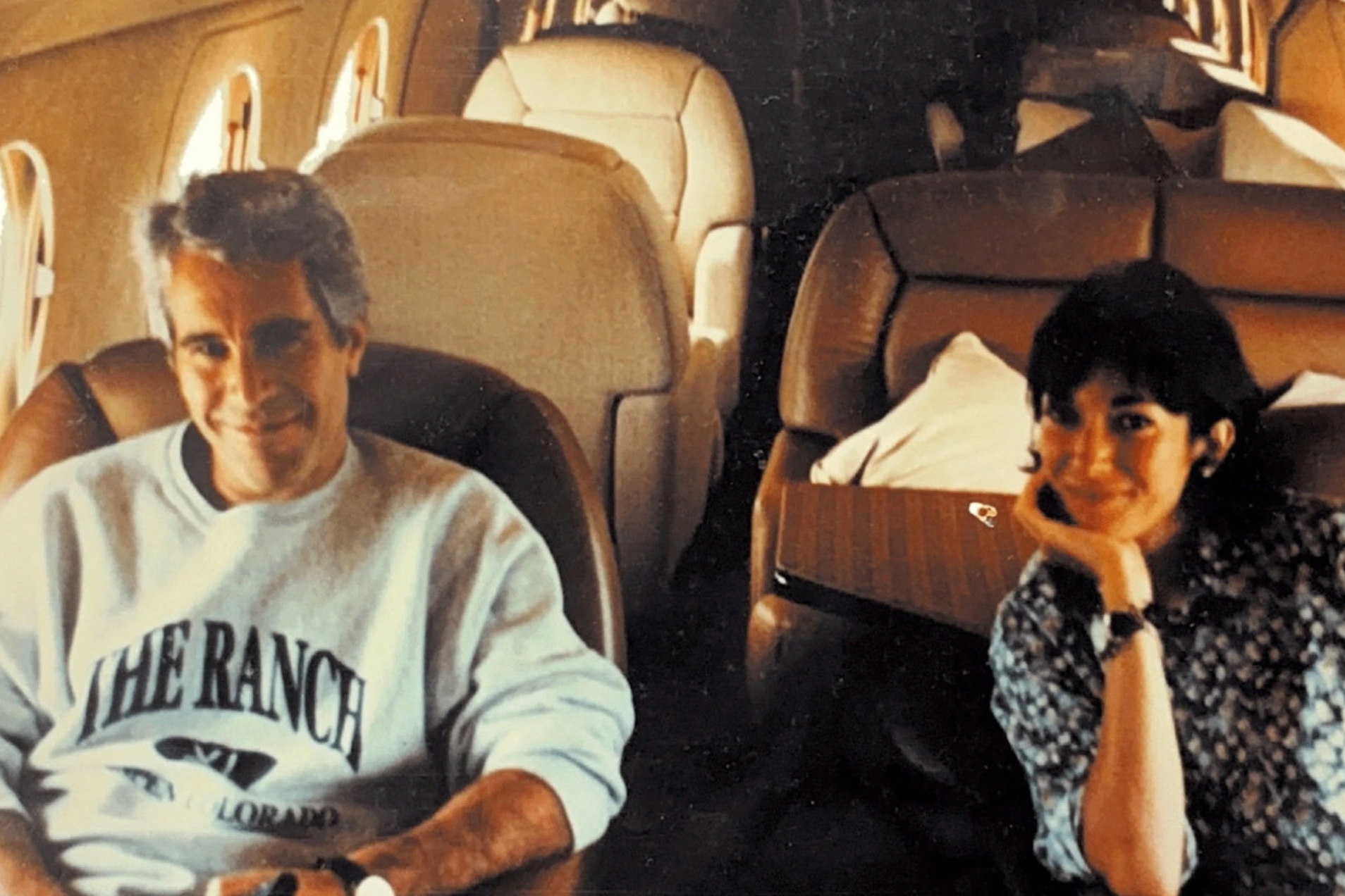 Dư chấn từ các tình tiết mới trong Hồ sơ Epstein