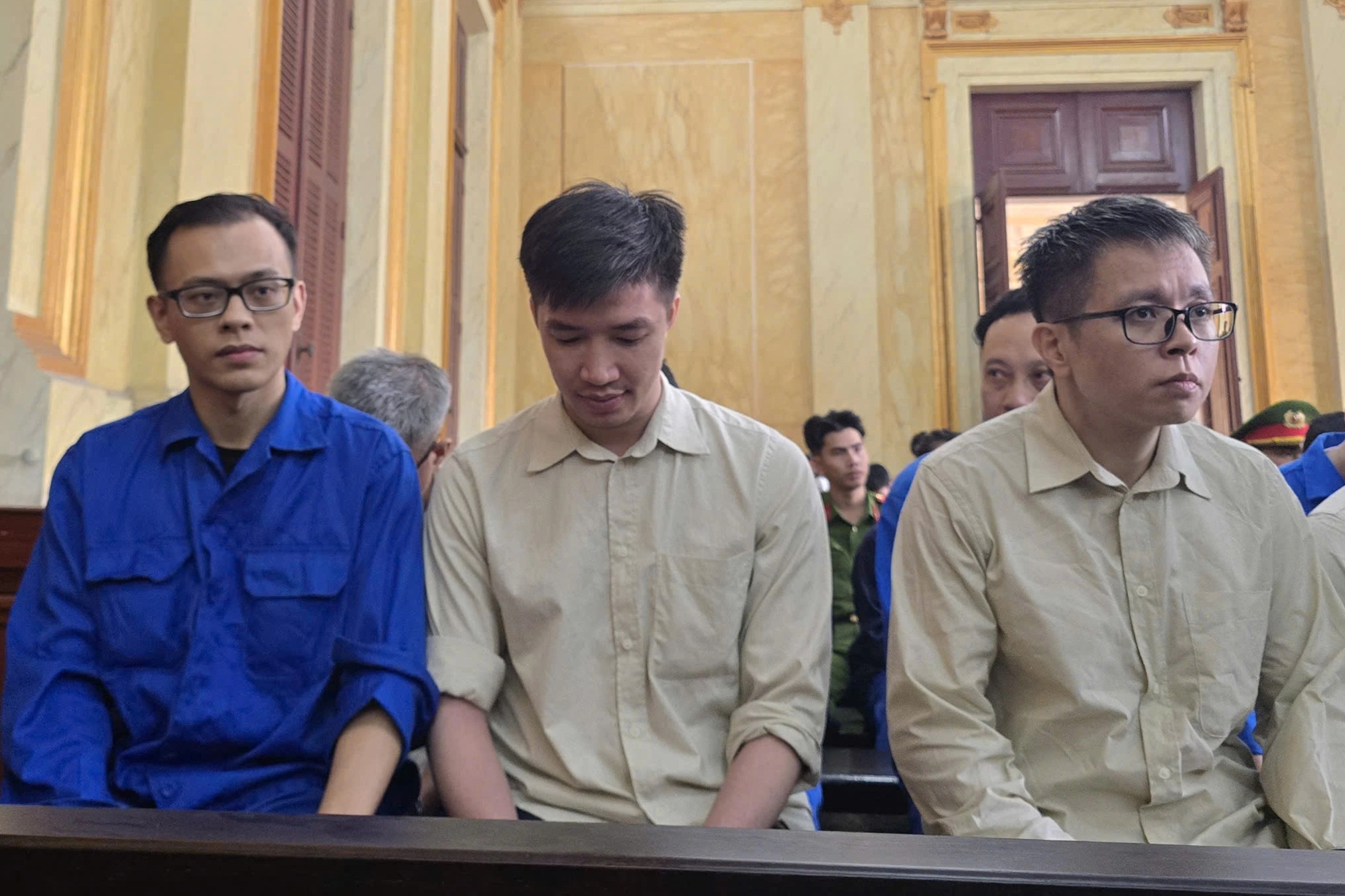 Vợ chồng đại gia ở TPHCM trốn truy nã bị đề nghị 30 năm tù