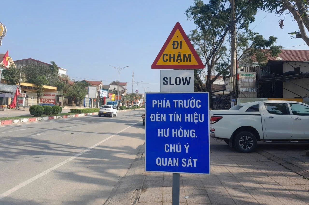 Gặp tai nạn tại ngã tư hỏng đèn, một phụ nữ tử vong