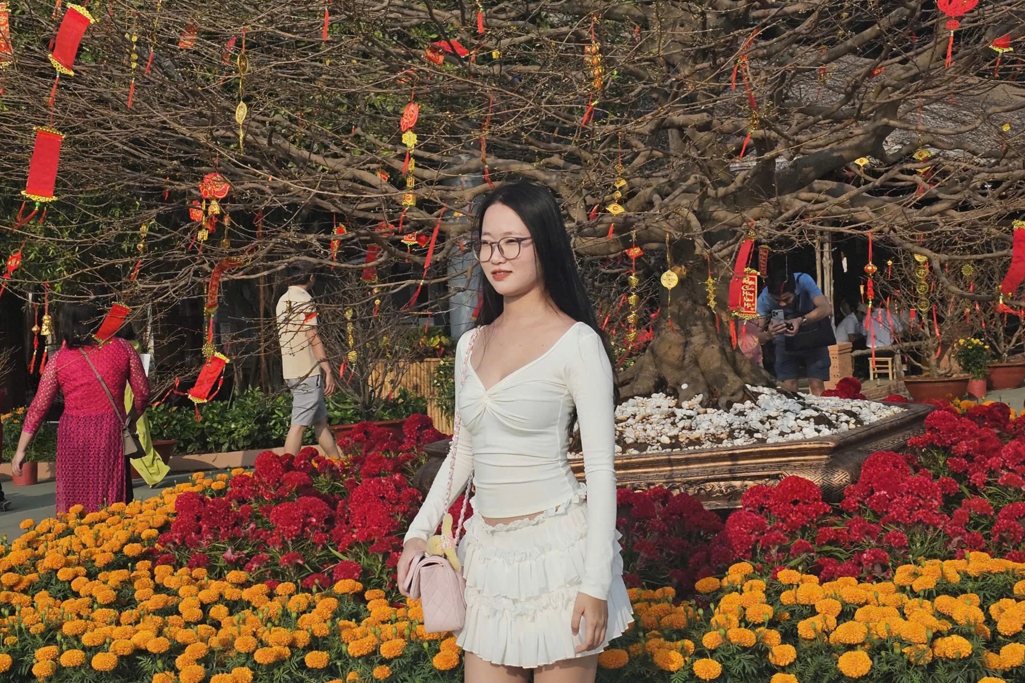 Cụ mai 150 tuổi xuất hiện tại Lễ hội Xuân Cần Giờ