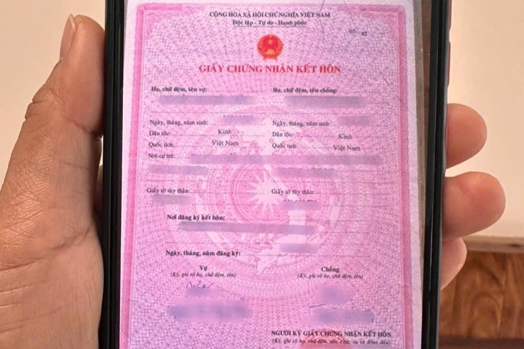 Chưa ly hôn xong đã cưới vợ mới, chồng có thể bị xử lý ra sao?