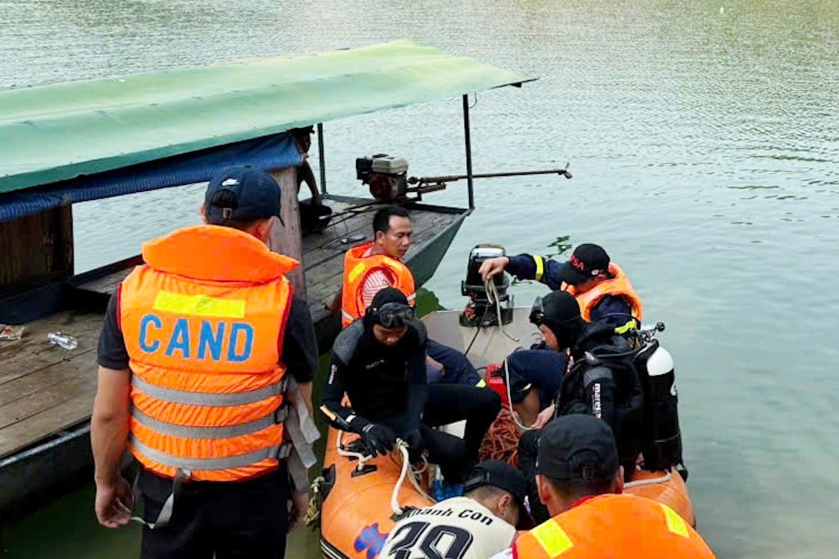 Tìm thấy thi thể người đánh cá trên hồ Đạ Sị ở Lâm Đồng