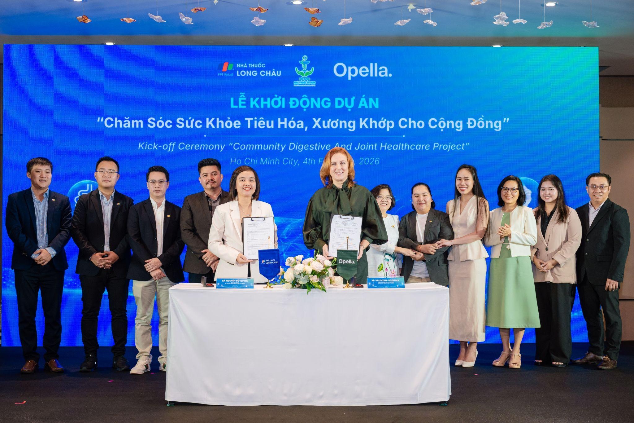 Long Châu và Opella khởi động dự án chăm sóc sức khỏe tiêu hóa và xương khớp