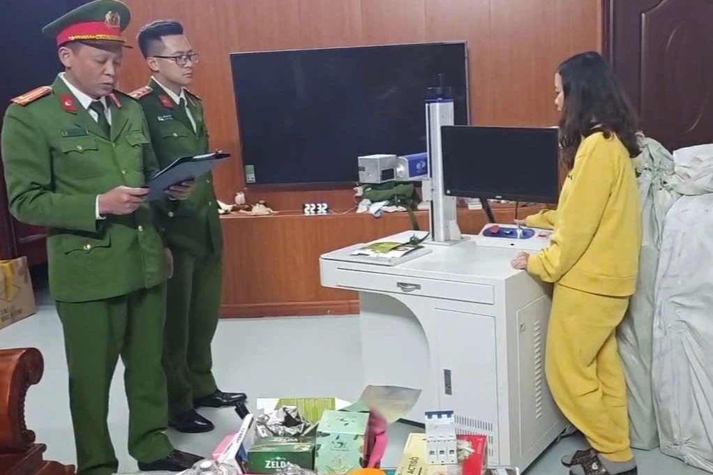 Vụ 2 đường dây thuốc giả: Thực phẩm giảm cân chứa chất cấm gây đột quỵ