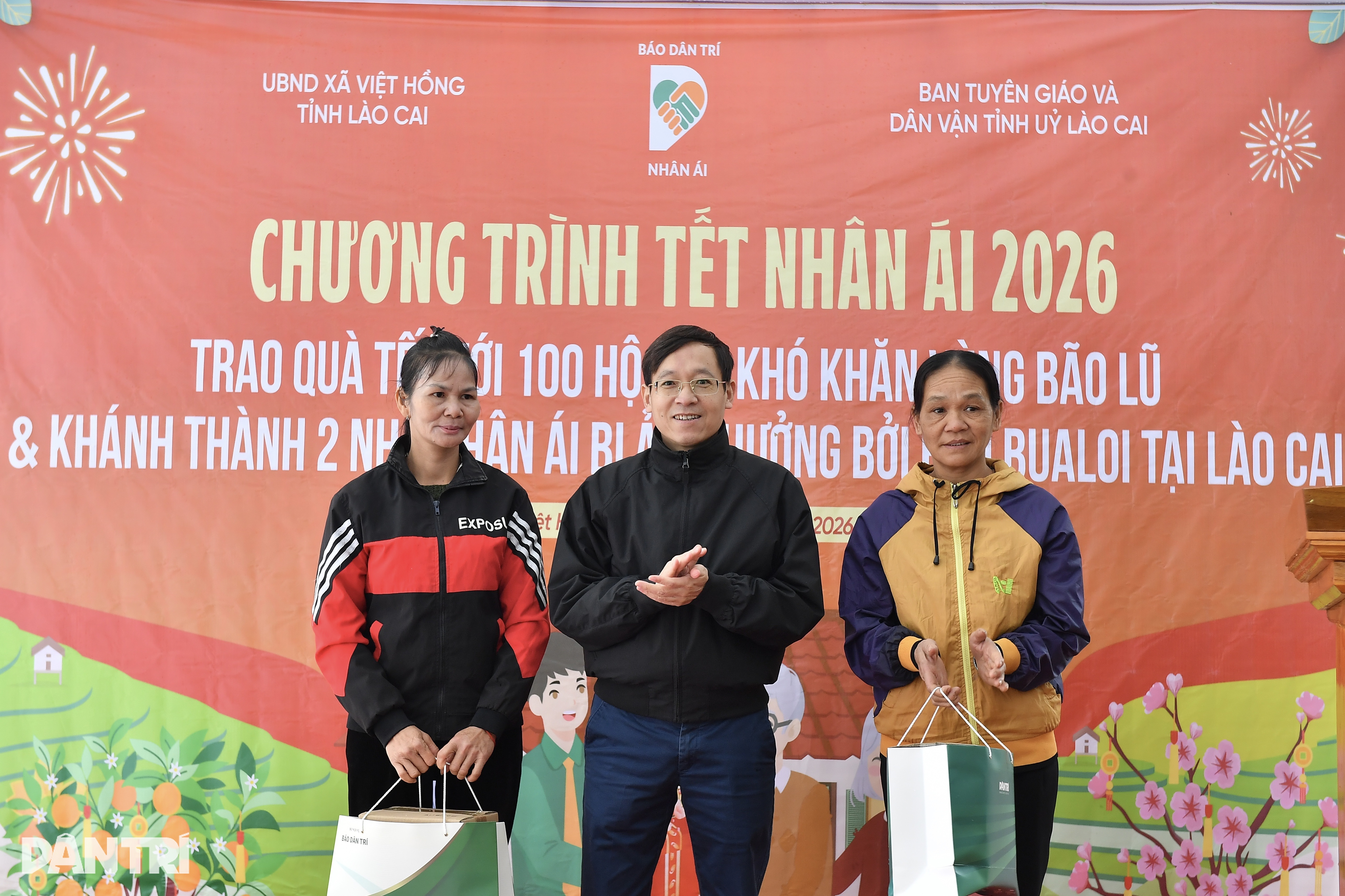 Lan tỏa hơi ấm tình người những ngày cận Tết nơi rẻo cao Lào Cai