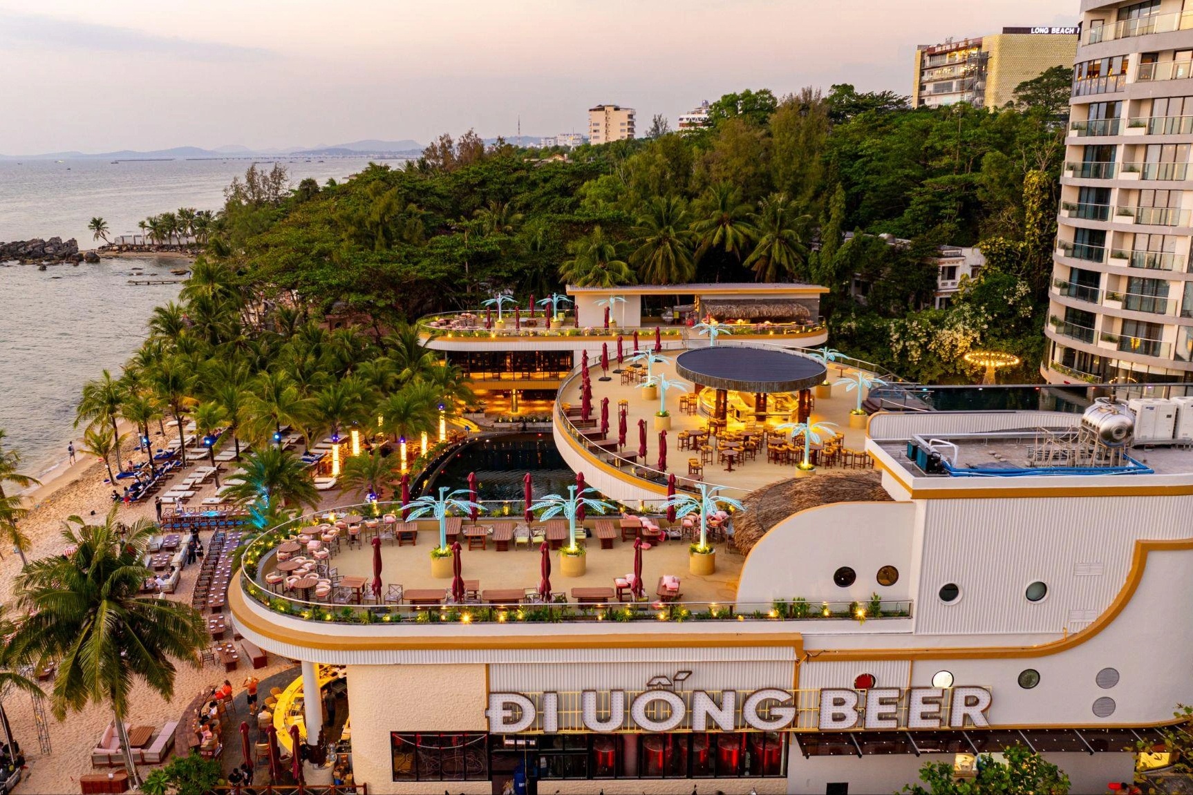 East West Brewing Co. ra mắt không gian thưởng thức bia tươi tại Phú Quốc