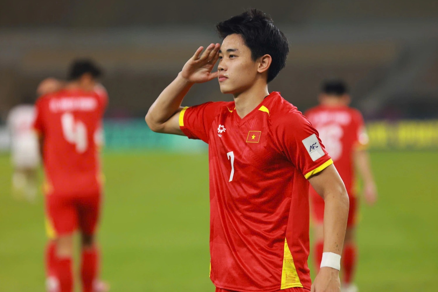 Nguyễn Đình Bắc và hành trình đào tạo âm thầm, bền bỉ từ bầu Hiển