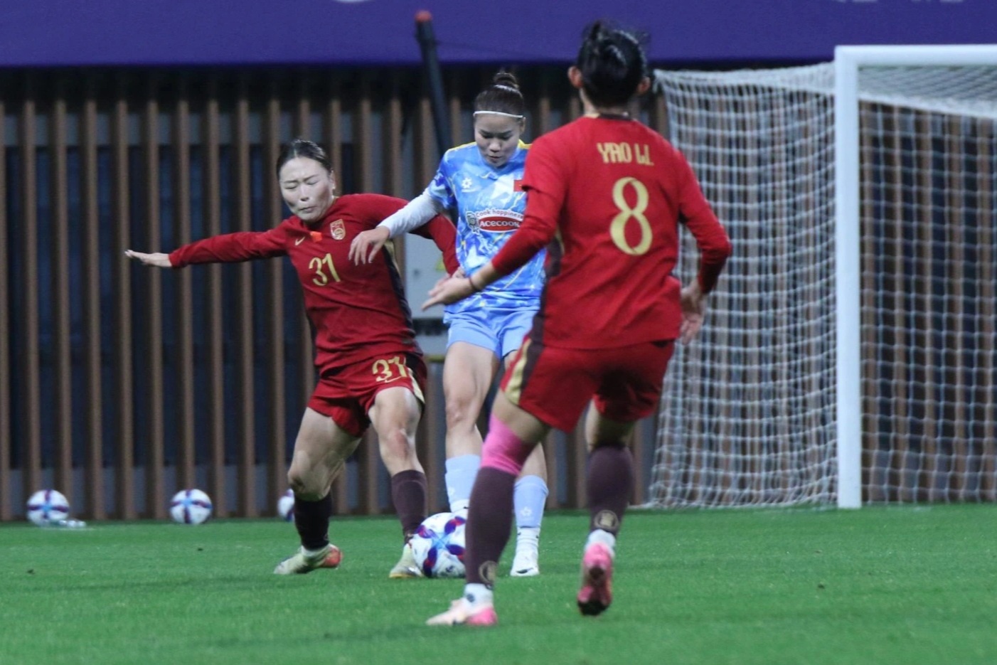 Đội tuyển nữ Việt Nam thua Trung Quốc trước giải châu Á