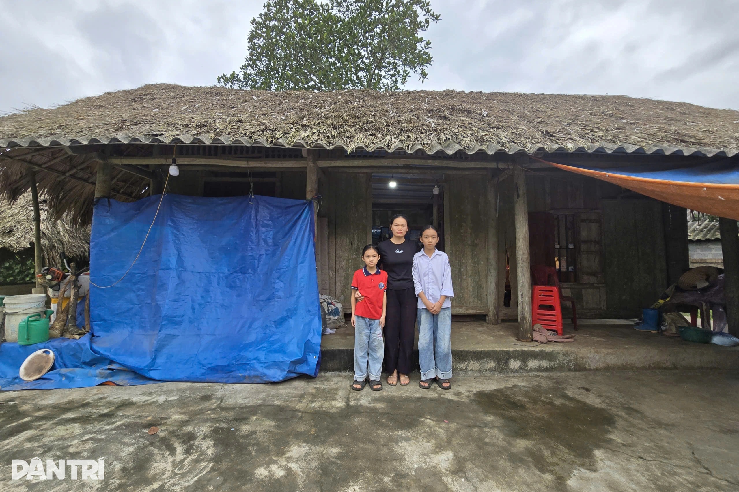 Poor family in Phu Tho receives support to build new home - 2 Poor family in Phu Tho receives support to build new home - 2