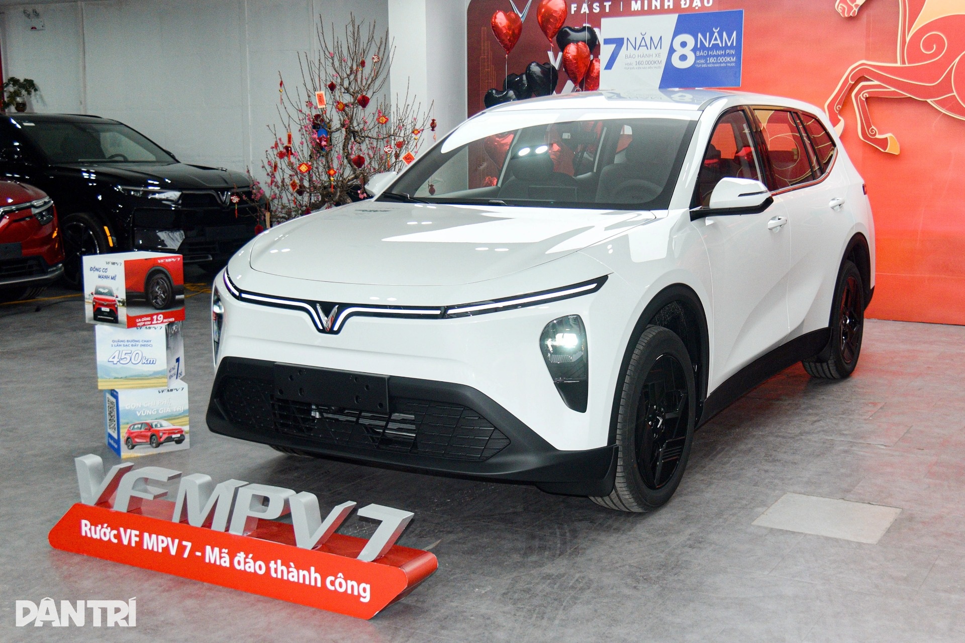 Chi tiết VinFast MPV 7, giá 819 triệu đồng