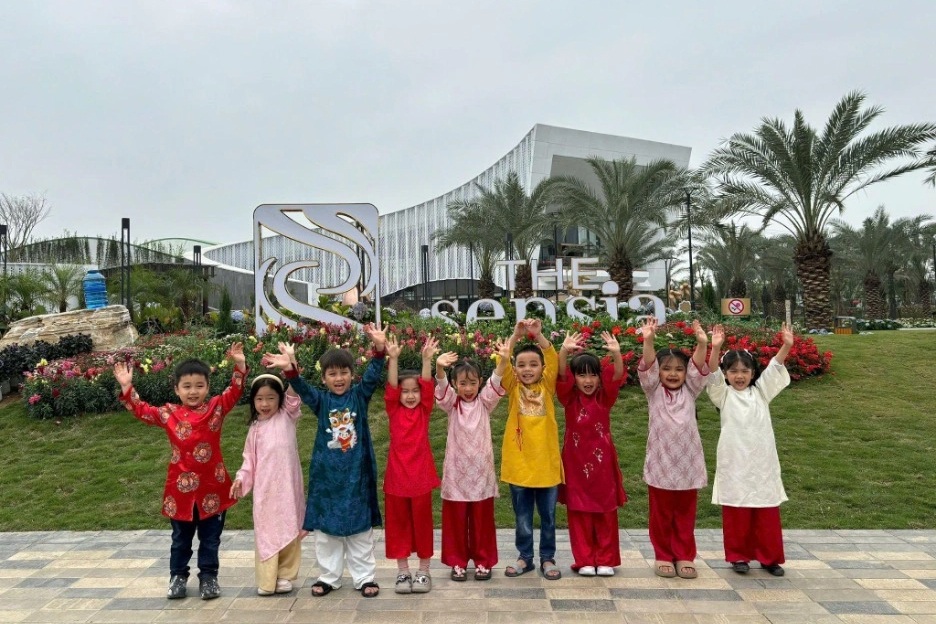 “Xuân Sen Sắc Nghệ”: Sắc xuân xứ Nghệ hòa quyện trong nhịp sống đô thị hiện đại