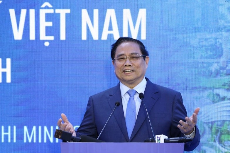 Thủ tướng kêu gọi doanh nghiệp cùng "lách qua cơn gió ngược, tìm điểm sáng”