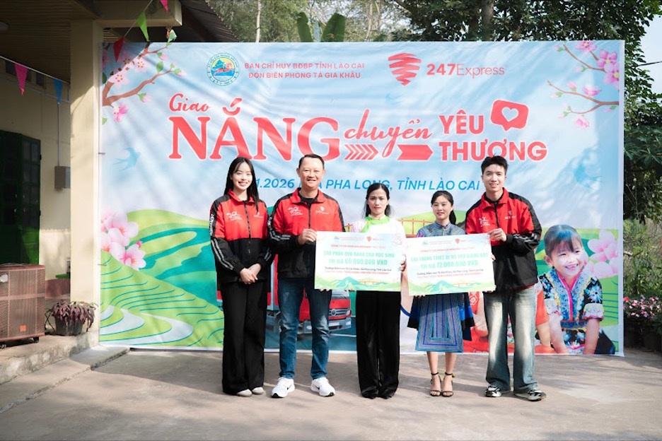 “Giao nắng, chuyển yêu thương” mang Tết đến vùng cao