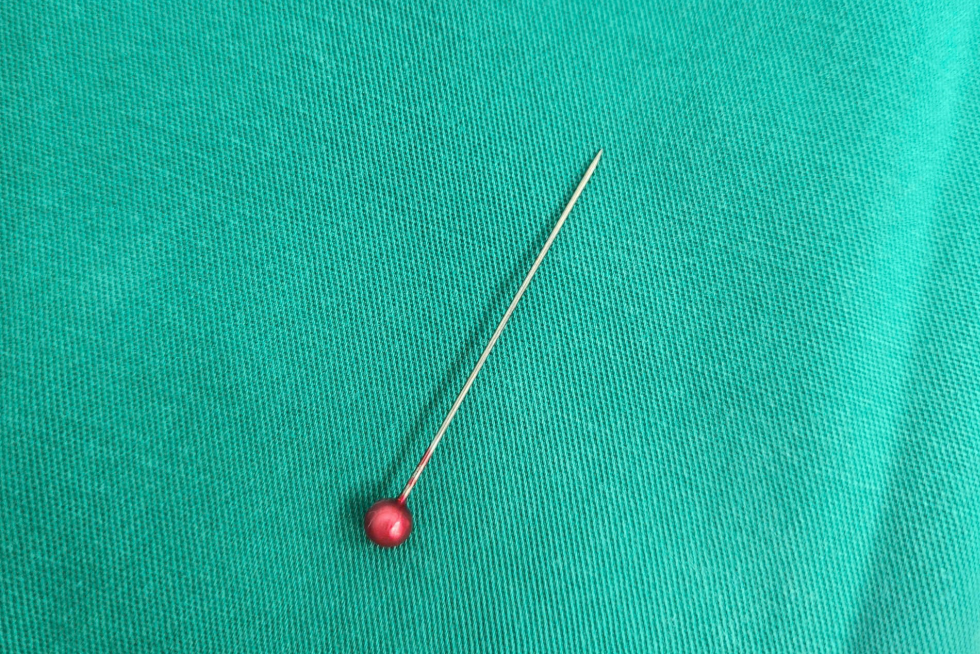 Nhiều trẻ nguy kịch vì thứ dễ nuốt vào miệng: Lời cảnh báo cha mẹ dịp Tết