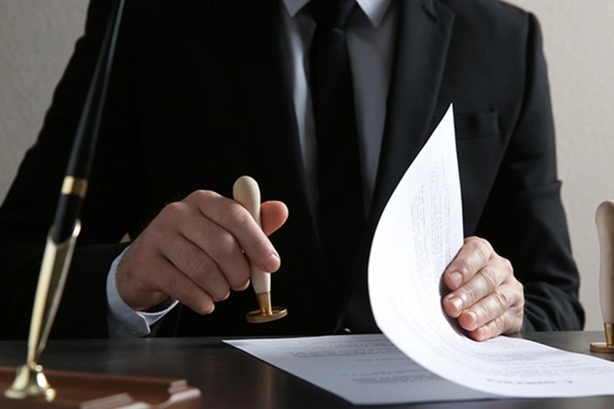 Chính phủ ban hành nghị quyết xử lý vướng mắc về cơ sở dữ liệu công chứng