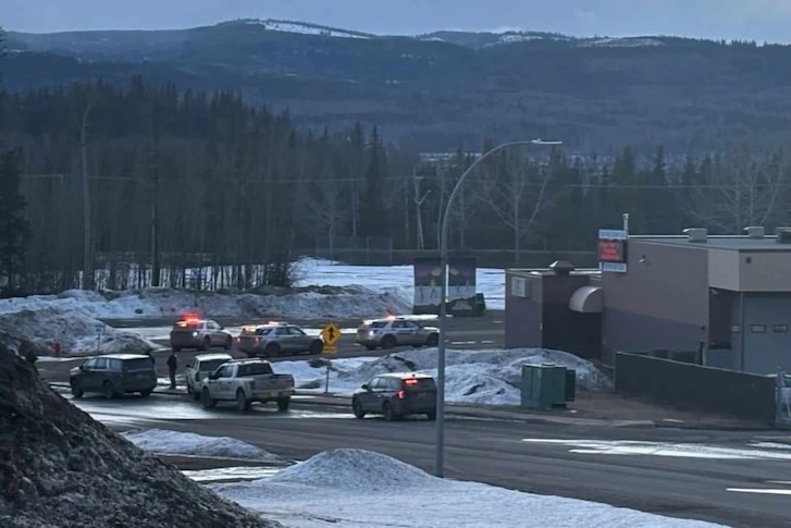 Xả súng ở Canada, ít nhất 10 người thiệt mạng