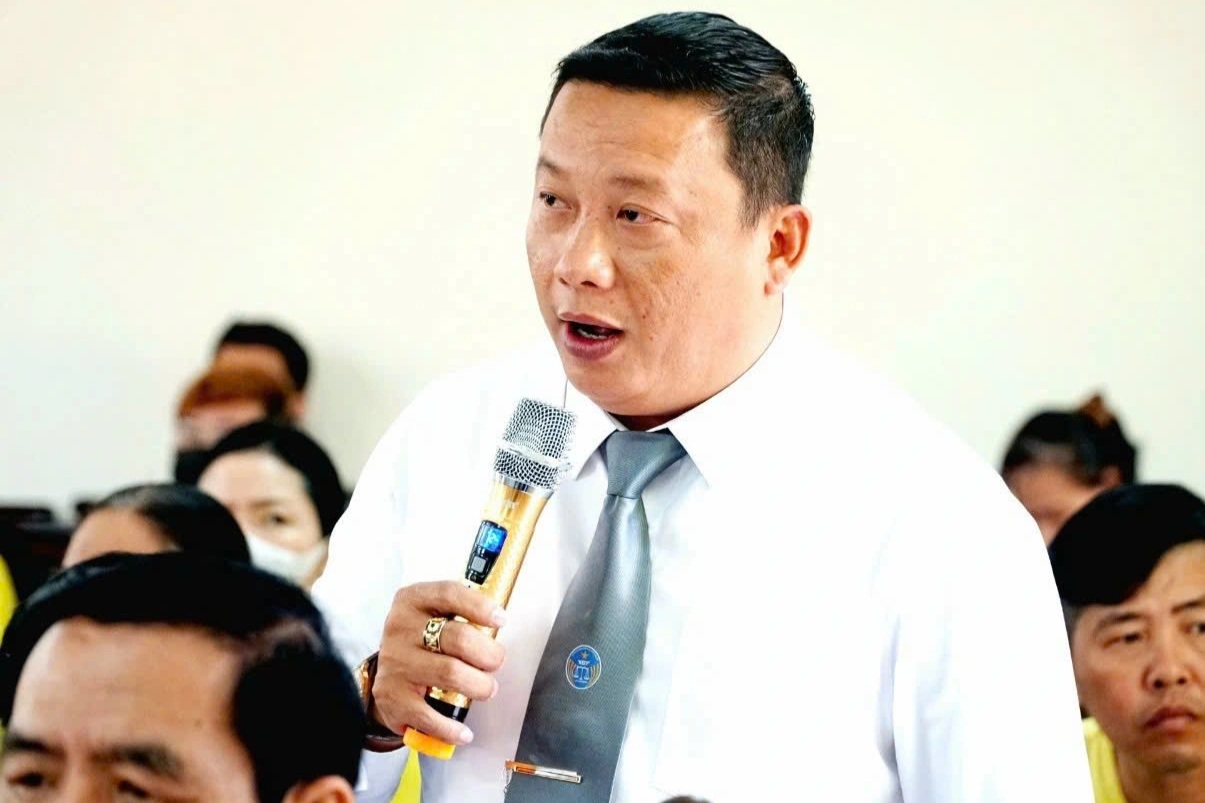 Đăng ảnh người khác say xỉn ngày Tết lên mạng có vi phạm pháp luật?