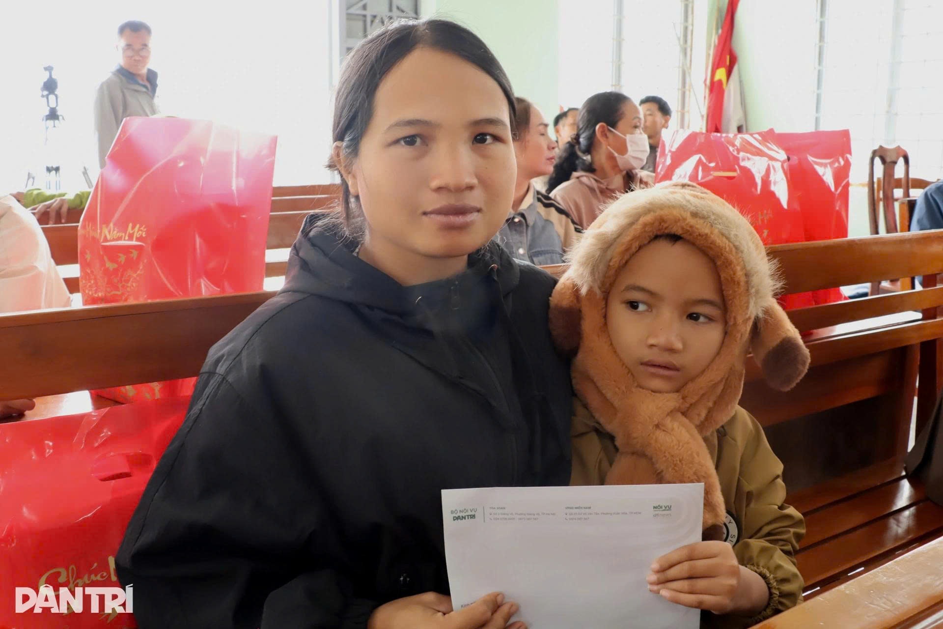 Tết Nhân ái 2026 hoàn thành trao tặng quà tới 1.960 hộ hoàn cảnh khó khăn