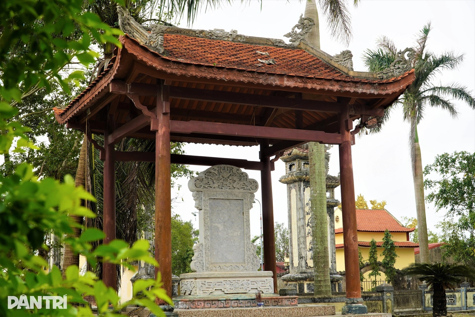 Từ thần đồng khoa bảng đến Đông các Đại học sĩ liêm khiết