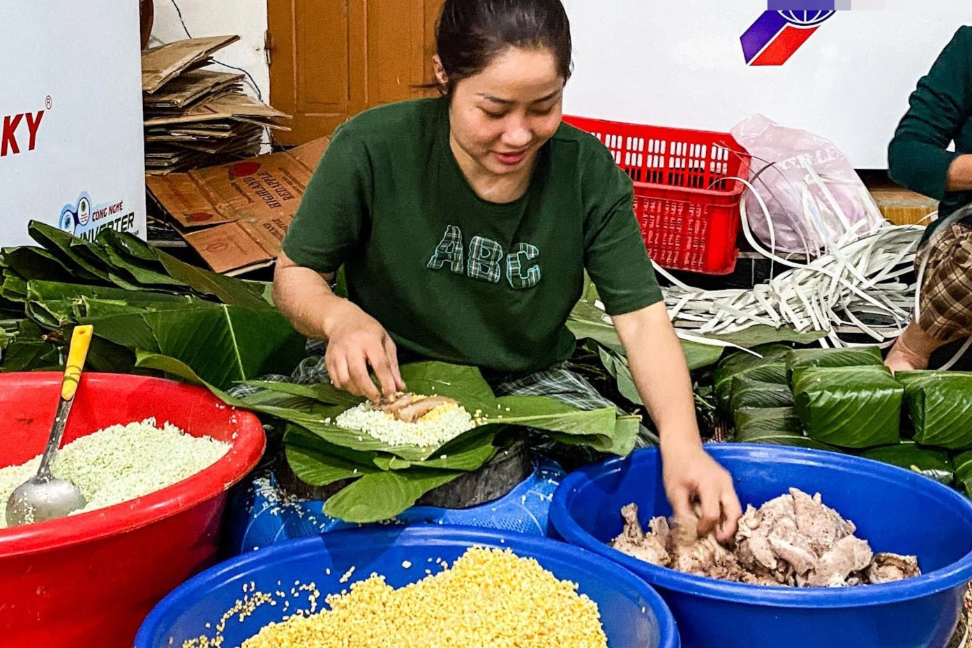 Chồng cấm cản không cho vợ về ngoại ăn Tết có thể bị phạt đến 10 triệu đồng