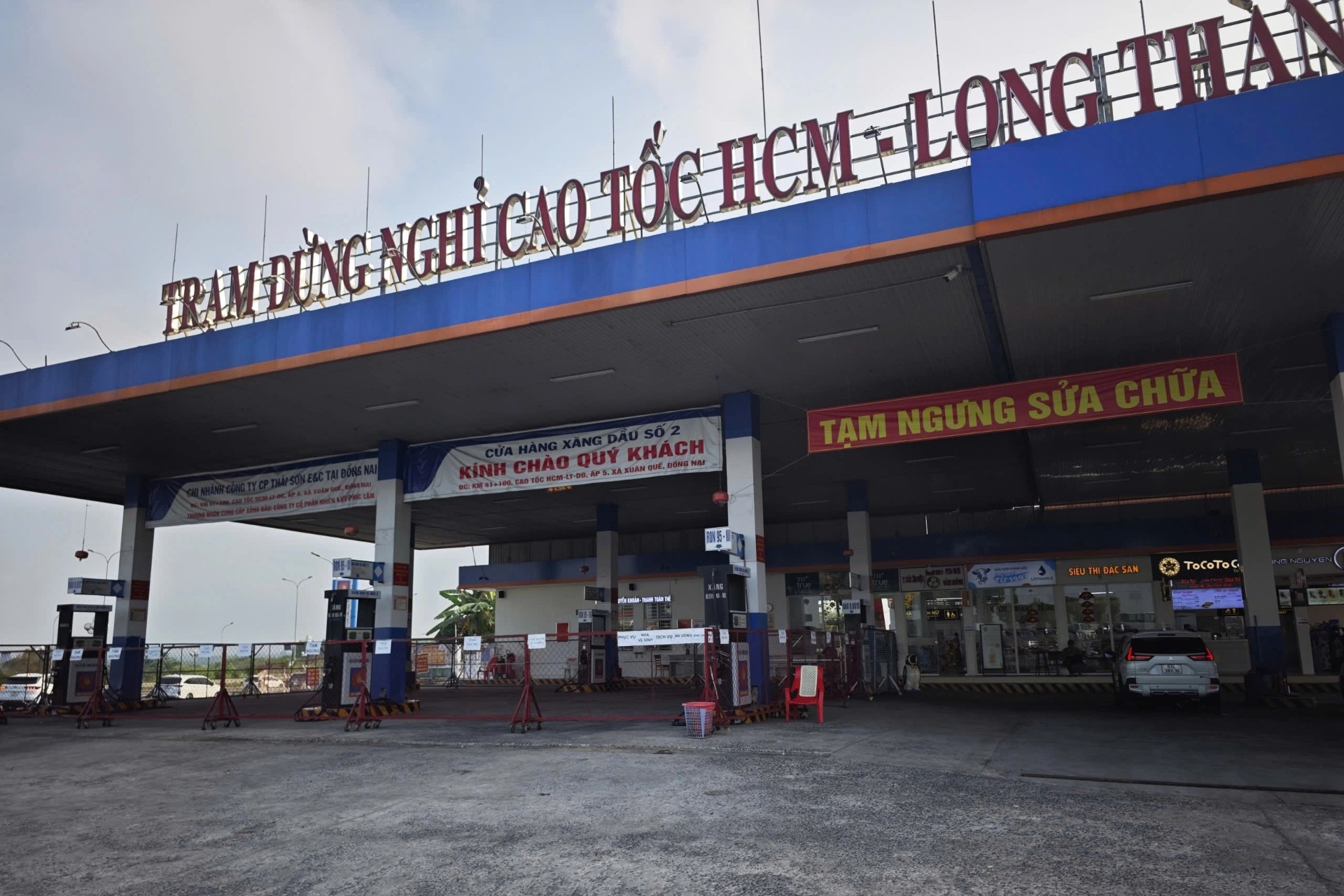 Cây xăng trên cao tốc TPHCM - Long Thành ngừng bán, tiếp nhiên liệu ở đâu?