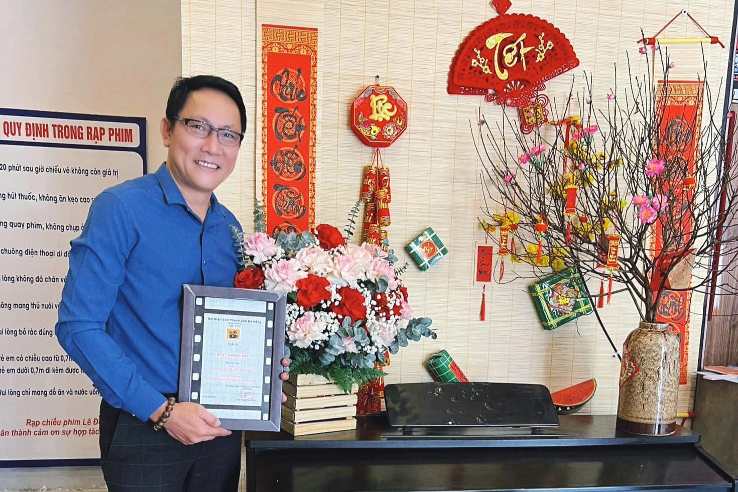 NSƯT Hoàng Hải kể chuyện đón Tết ở nước ngoài, khóc vì nhớ nhà