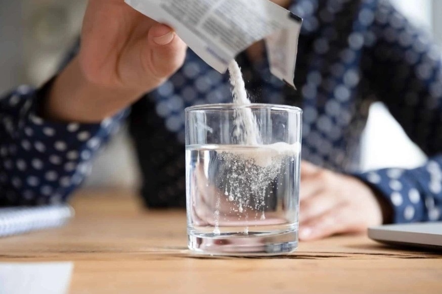 Chuyên gia cảnh báo rủi ro khi uống men tiêu hóa liên tục vì "no cỗ"