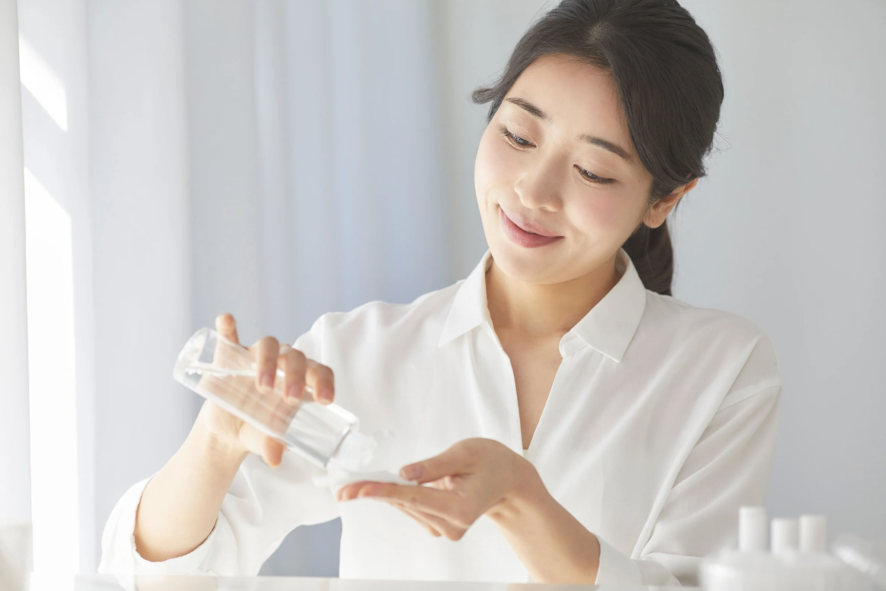 Nguyên tắc "4 đủ" giúp da khỏe mạnh, căng bóng suốt dịp Tết