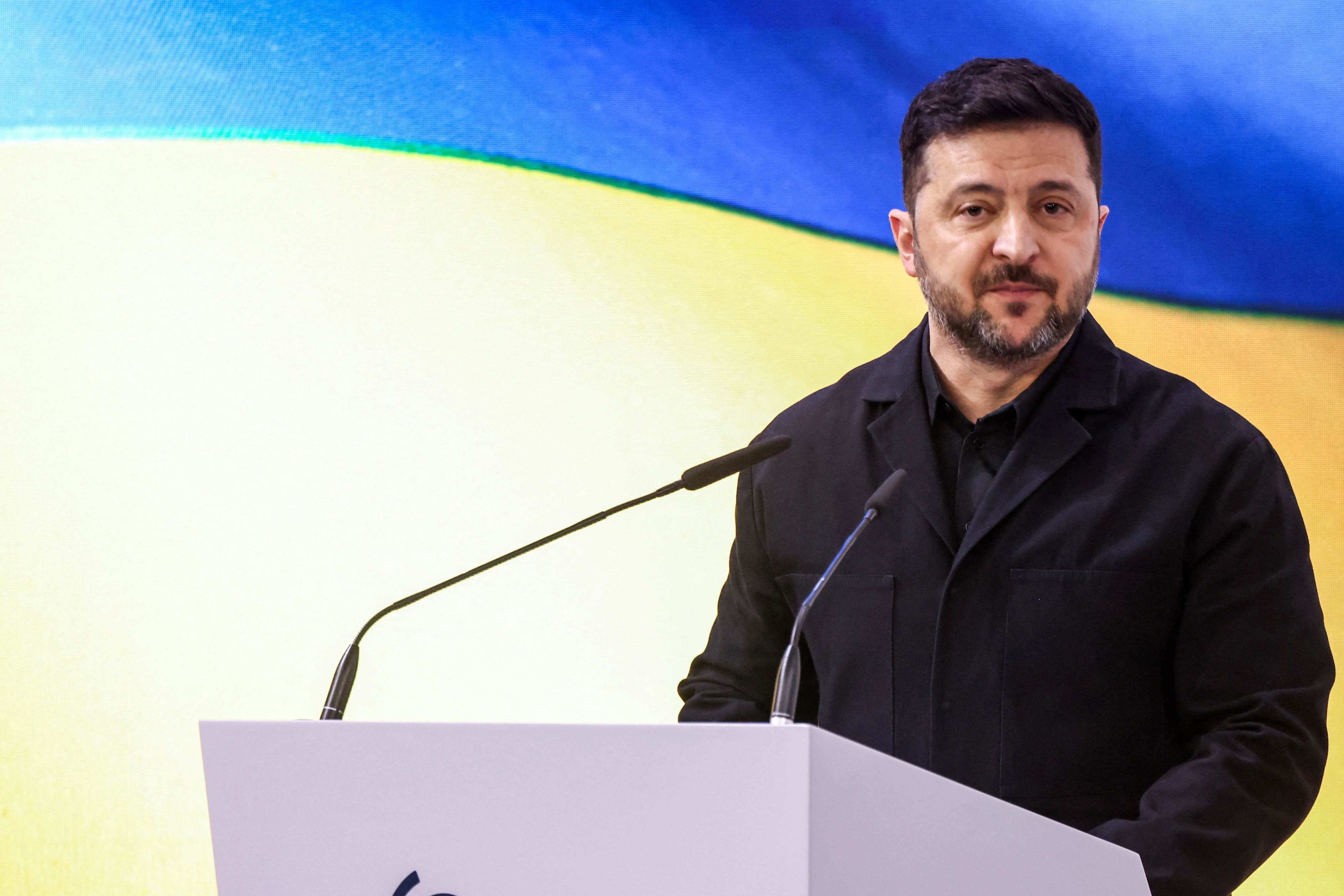 Ukraine nêu lập trường lãnh thổ, đề xuất ngừng bắn với Nga