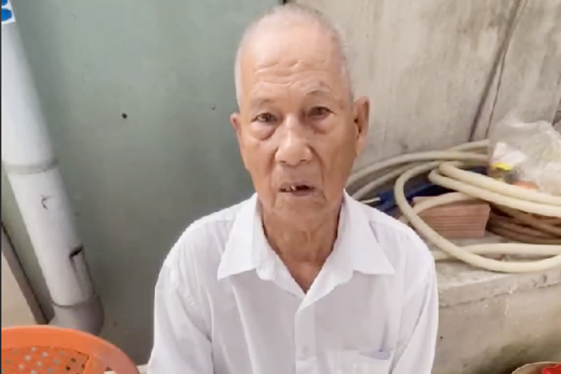 Cụ ông 76 tuổi bị giật 180 tờ vé số ngày cận Tết ở Tây Ninh