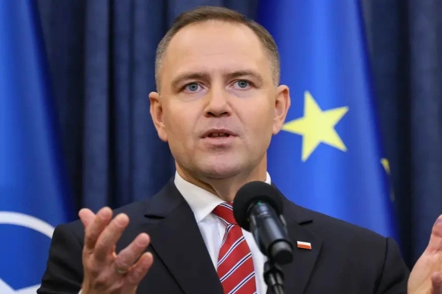 Ba Lan cân nhắc phát triển vũ khí hạt nhân