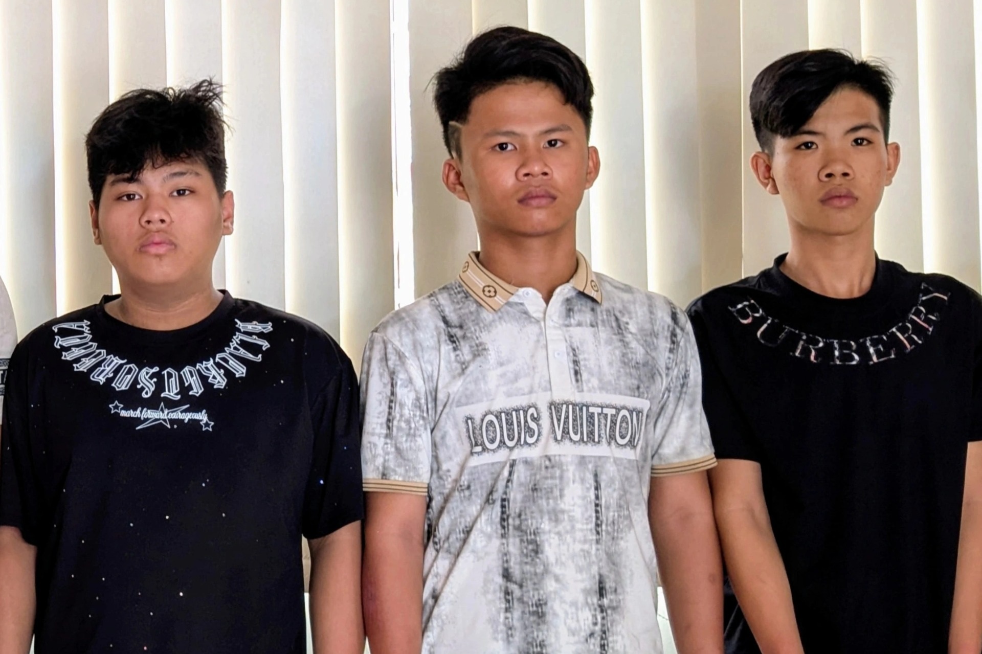 Khởi tố 8 người đuổi chém, cướp tài sản của thanh niên ở TPHCM