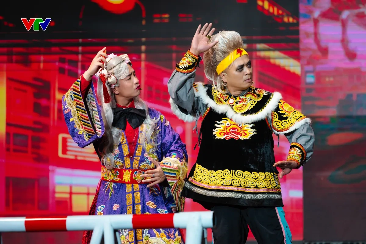 Khán giả nhận xét "Quảng trường mùa xuân" thay thế Táo quân thế nào?