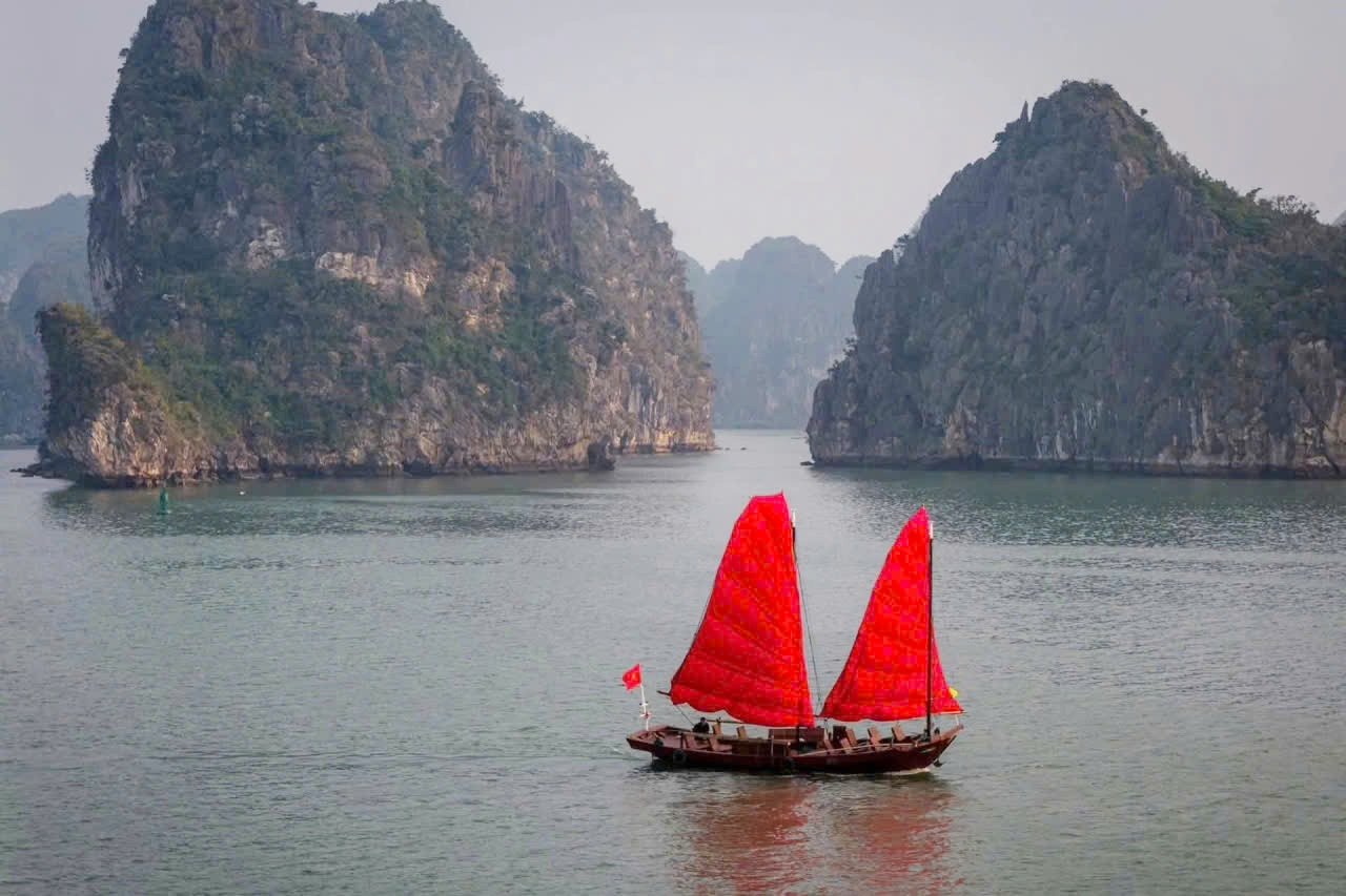 Quảng Ninh đề xuất khai thác thuyền ba vách ven bờ vịnh Hạ Long