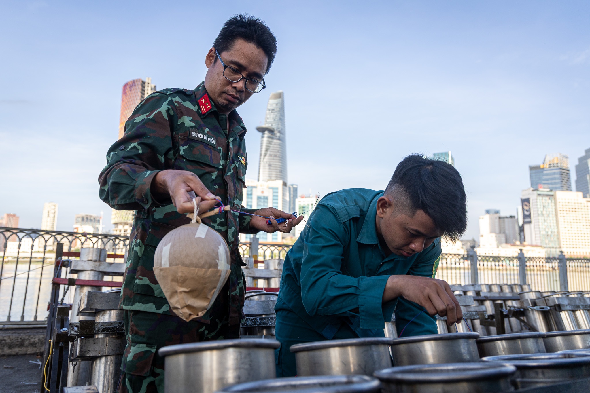 TPHCM sẵn sàng trận địa pháo hoa đón giao thừa Tết Bính Ngọ 2026