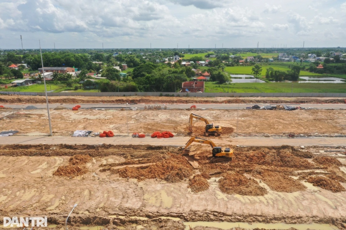 Một tỉnh giáp TPHCM thu hút dòng vốn tỷ USD từ các đại gia, tỷ phú