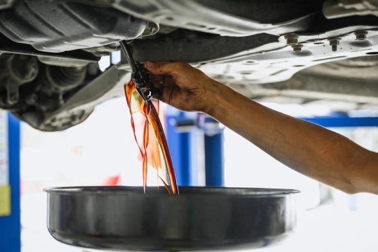 5 mẹo chăm xe sai lầm nhưng được nhiều người tin theo