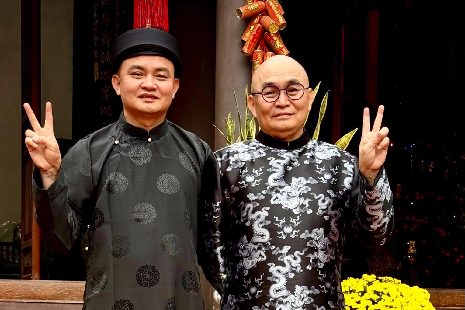 Xuân Hinh thân thiết bên Xuân Nghĩa, đập tan nghi vấn anh em mâu thuẫn