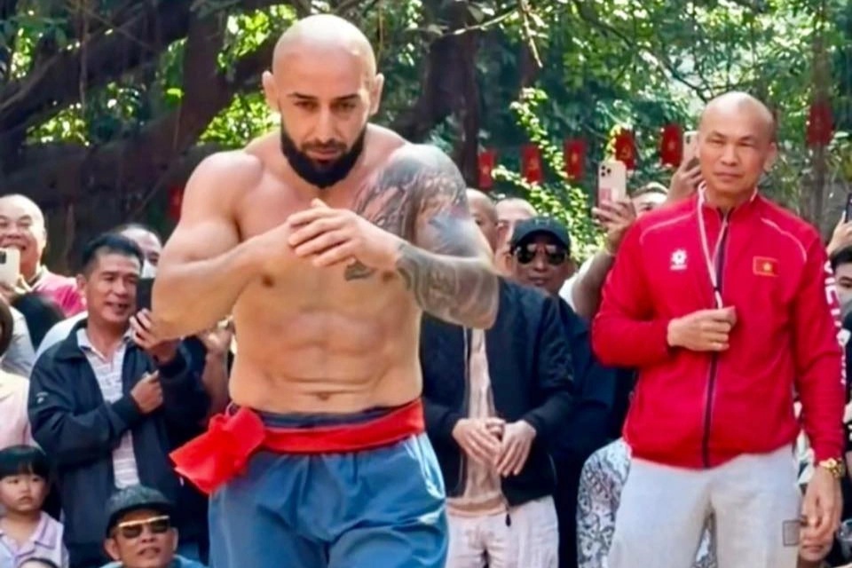 Võ sĩ Nga viết tâm thư sau thất bại ở sới vật truyền thống Việt Nam