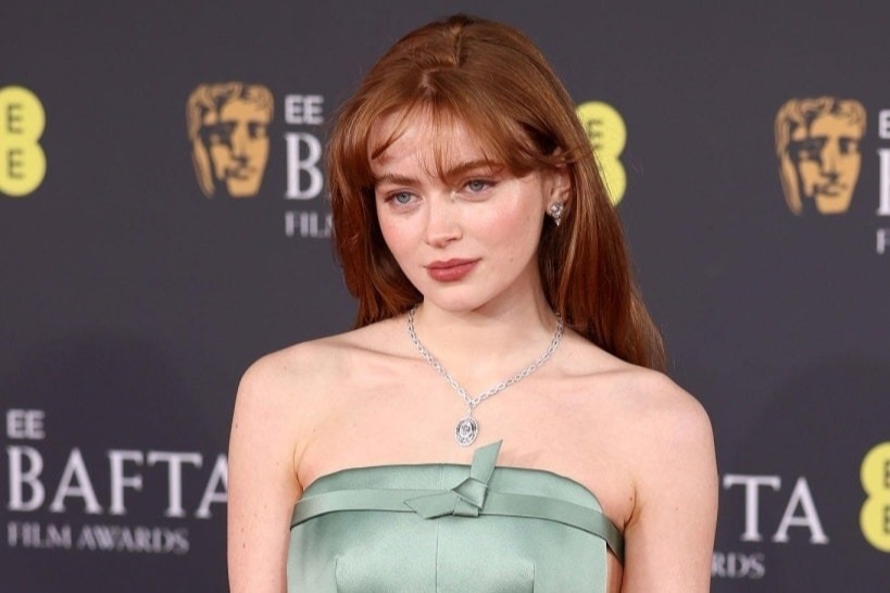 Khí chất cuốn hút của “nàng thơ” Gen Z đang khuấy đảo Hollywood