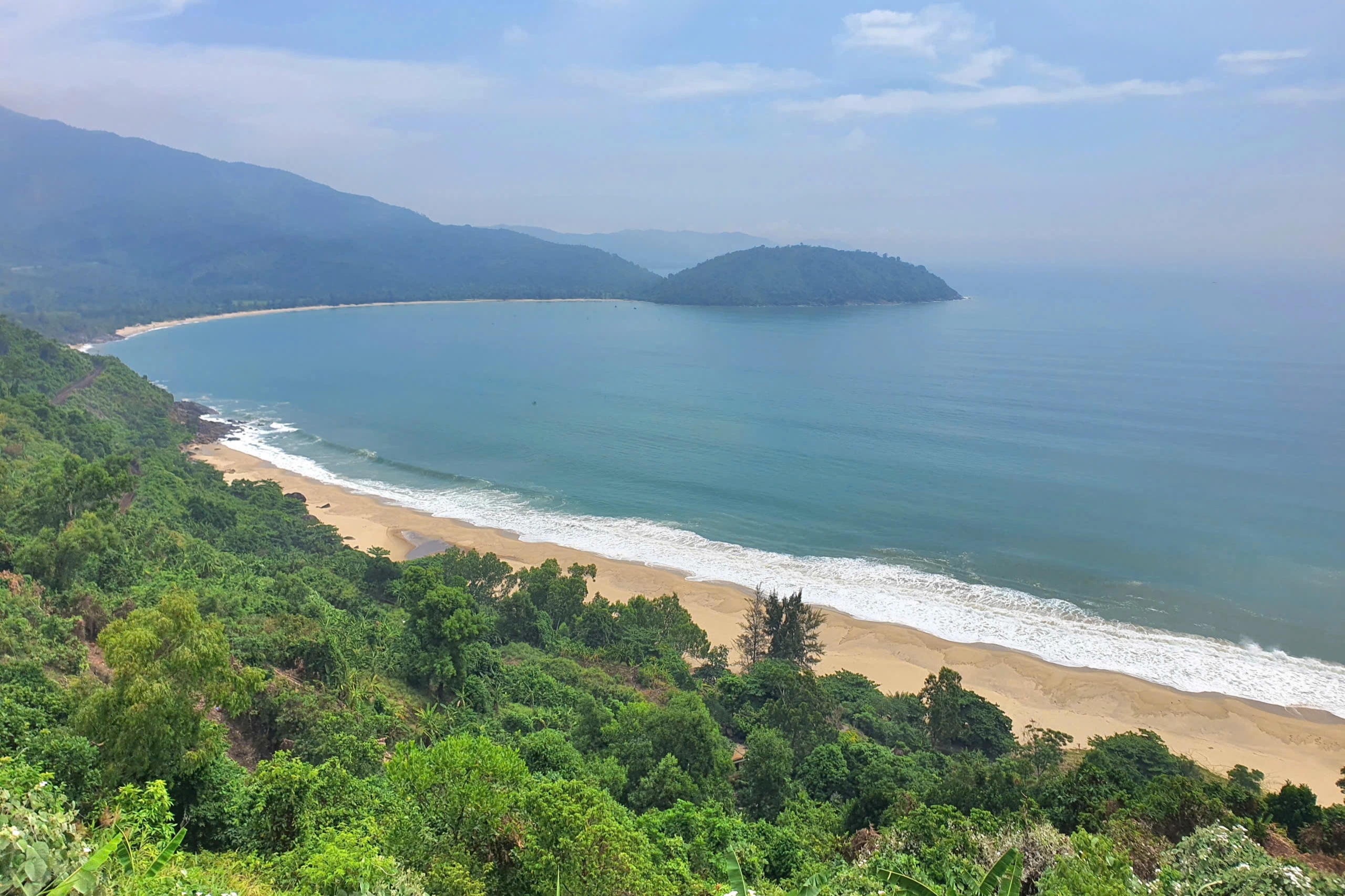 Phê duyệt giá đất ở đô thị, đất thương mại tại siêu dự án Làng Vân