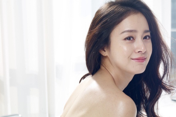Kim Tae Hee kiếm siêu lời từ kinh doanh nhà đất, hé lộ khối tài sản đáng nể