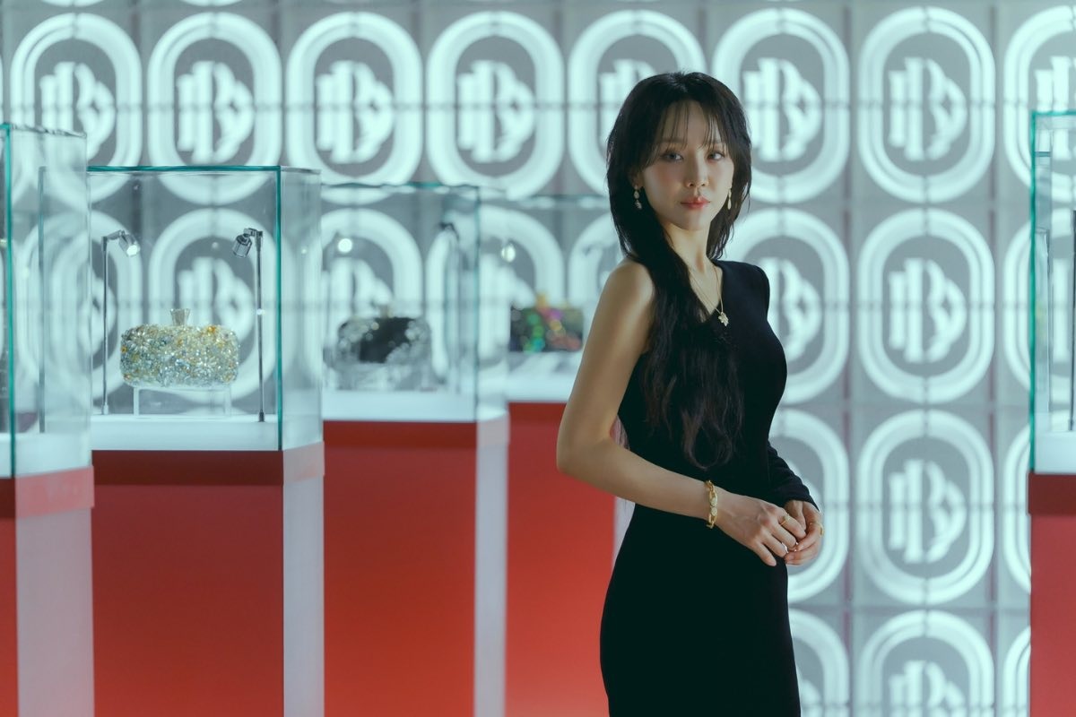 Phim gây sốt toàn cầu lấy cảm hứng từ phi vụ lừa đảo hàng hiệu rúng động