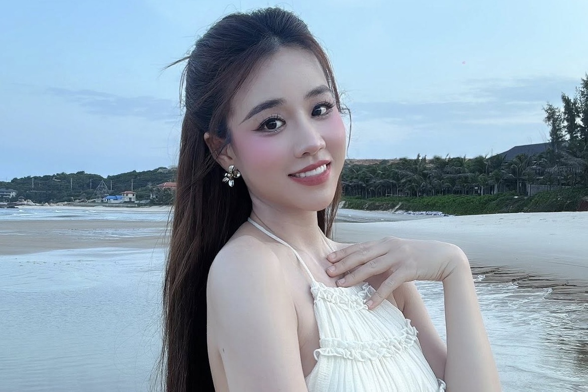 "Hoa hậu bolero" giành Quán quân Người kể chuyện tình, kể cuộc sống tuổi 29