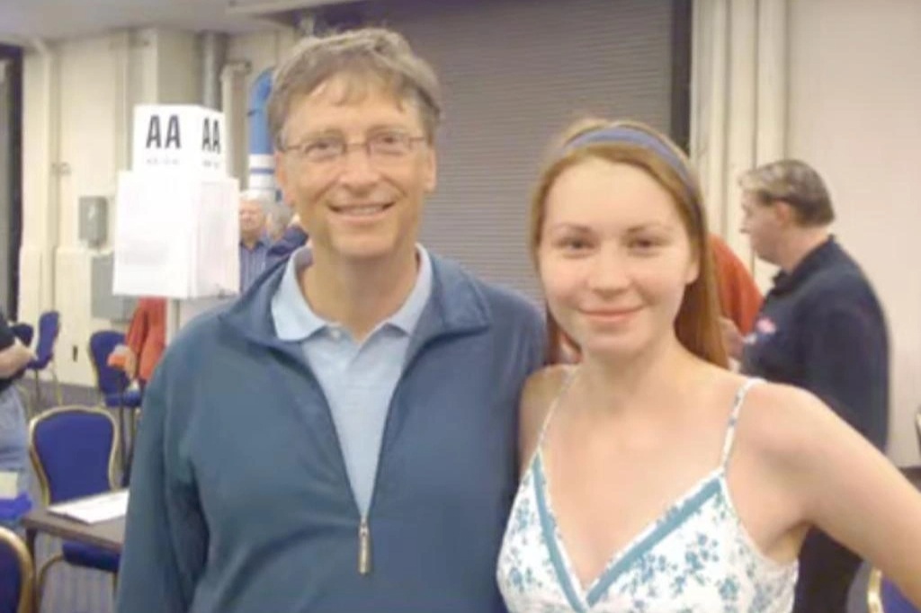 Chuyện tình ngoài luồng của tỷ phú Bill Gates với cô gái Nga