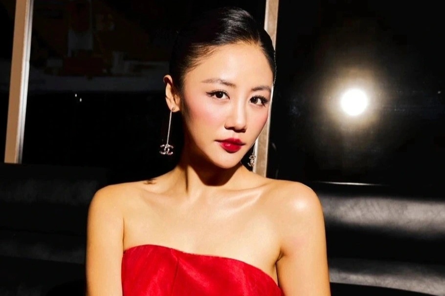 Văn Mai Hương: Từ Á quân Vietnam Idol đến vai diễn điện ảnh đầu tay gây sốt