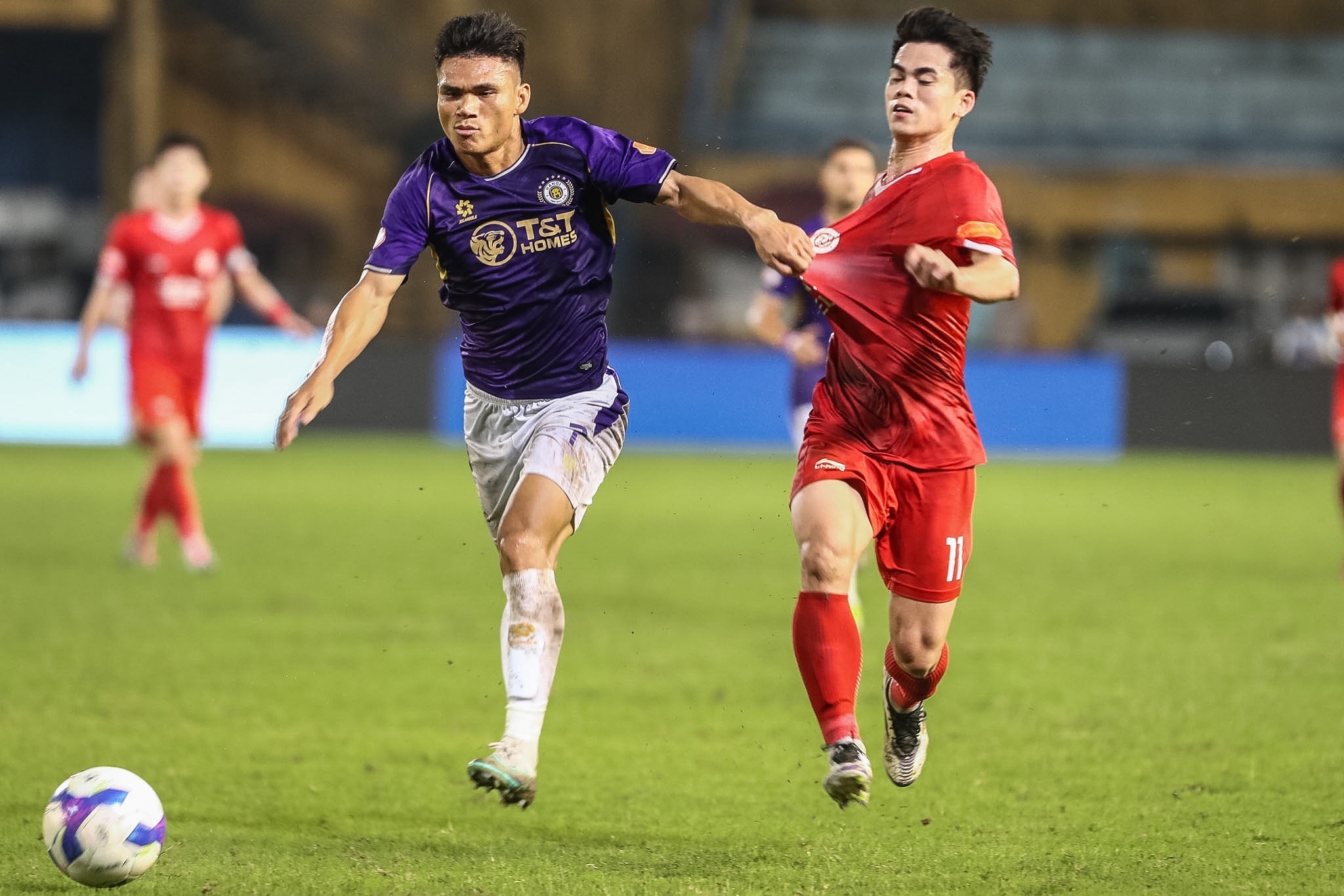 CLB Thể Công thắng Hà Nội FC, CLB Công an TPHCM bất ngờ thua